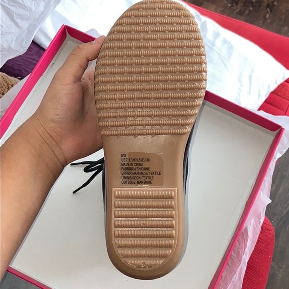 Duck Boots - Picture 3 of 6